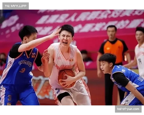 四川女篮快速攻防转换成取胜法宝 首秀展现强大进攻火力